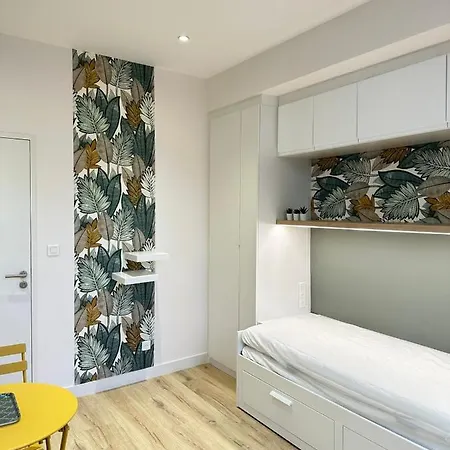 Apartment Cocon Bressigny T1 Centre-ville Wifi *