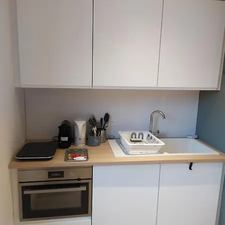 Apartment Cocon Bressigny T1 Centre-ville Wifi *